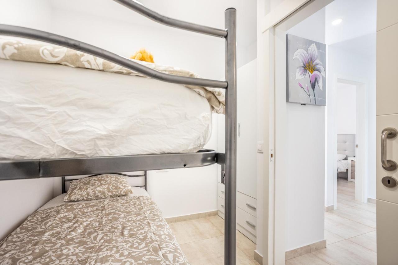 ארונה Family Home Near Ocean Los Cristianos Lovetenerife מראה חיצוני תמונה
